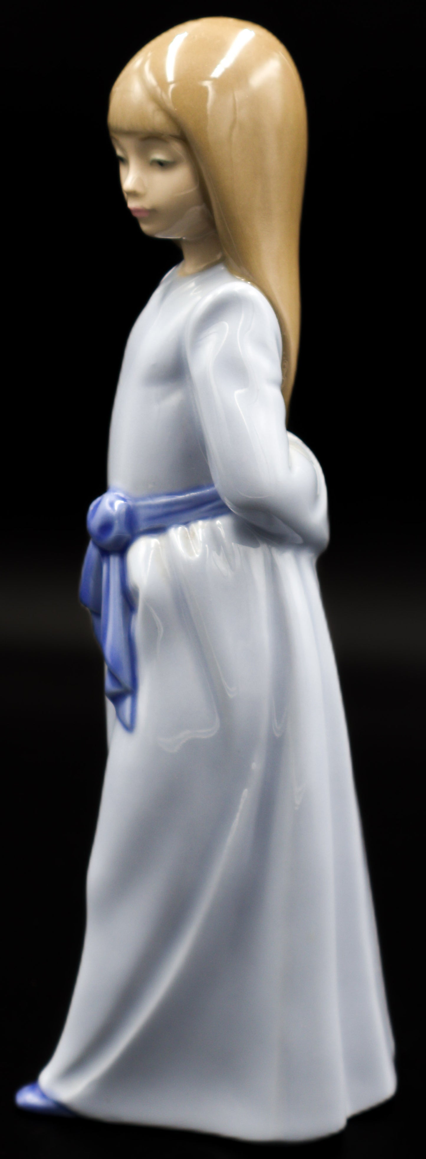 Lladro Girl in Blue Dress