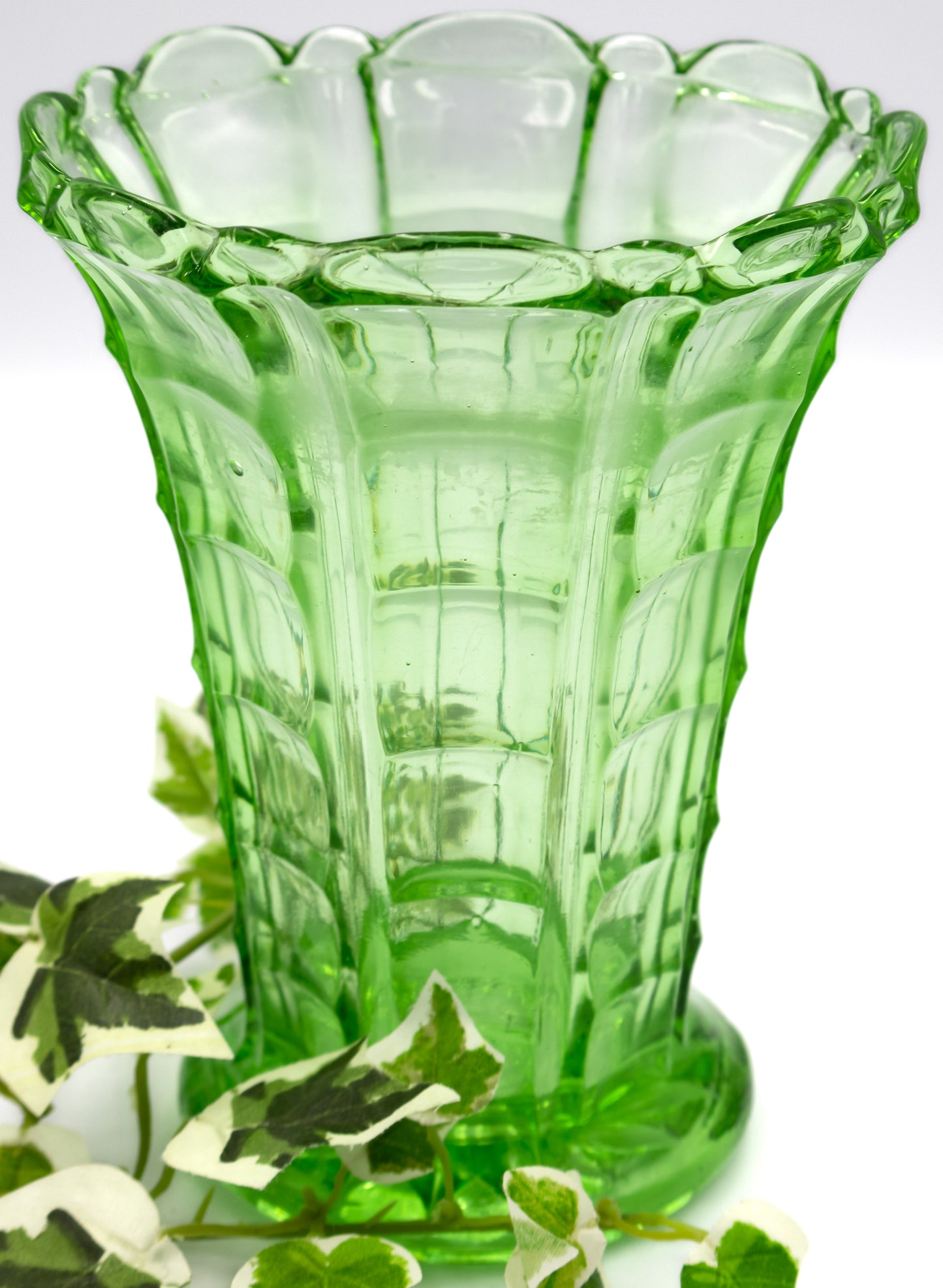 Bamboo design Depression Glass Vase