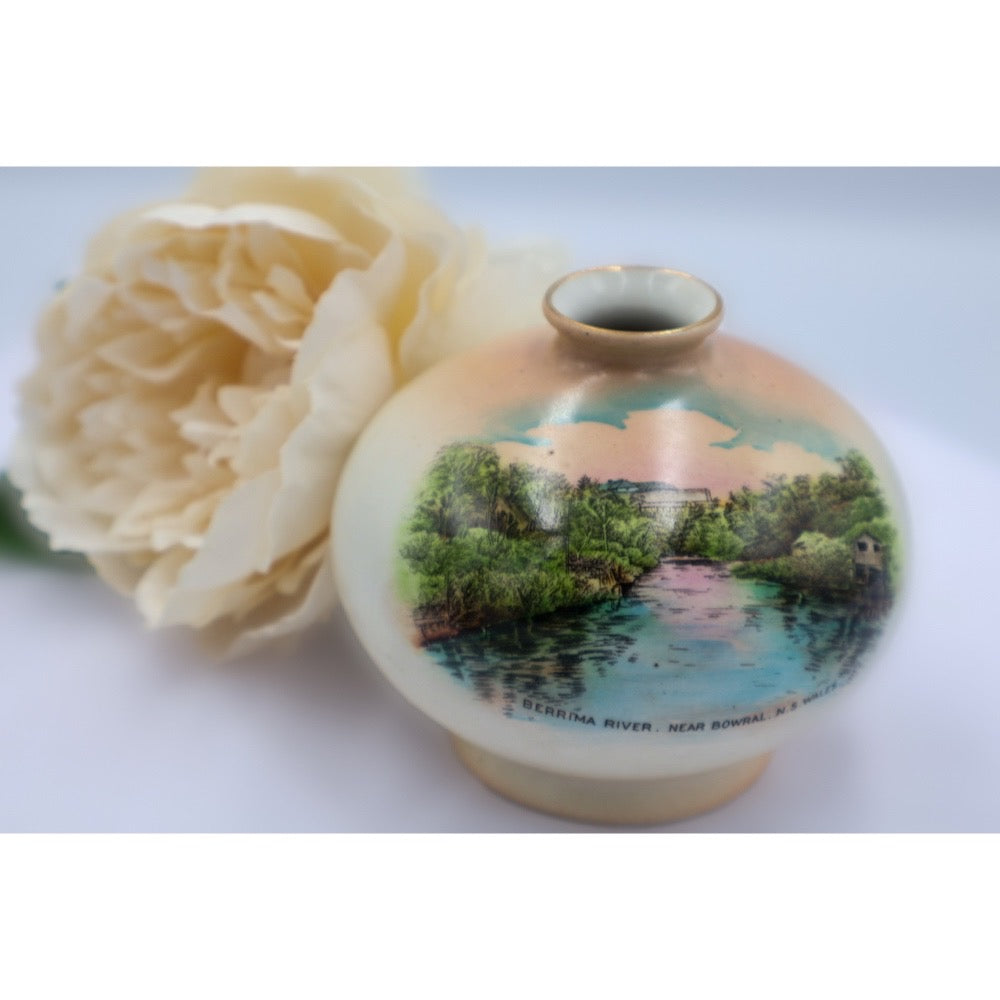 Shelley Bud Vase